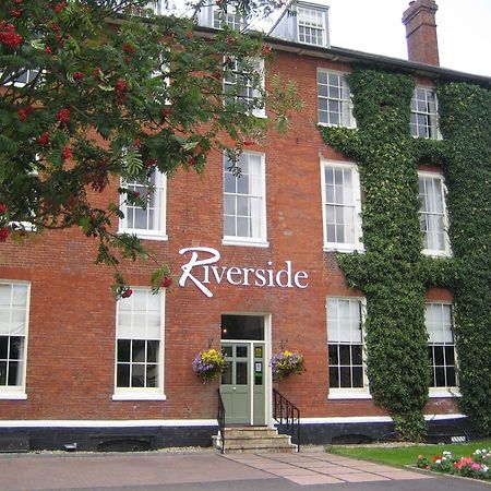 The Riverside House Hotel Mildenhall Exterior foto